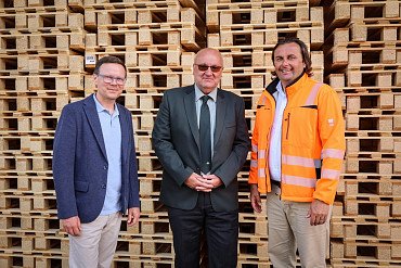 CEO of Lesy České republiky Visited Dvorec