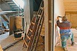 2003 - Výstavba ubytovny v podkroví / Aufbau der Unterkunft im Dachboden / Building up the dormitory in the attic / Строительство общежития на мансарде