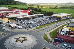 Květen 2022 - Výstavba retailových prodejen v areálu supermarketu BILLA v Nepomuku.