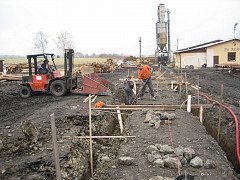 Základy pro manipulační linku Baljer ZEMBROD / Grundlage für die Betätigungsanlage Baljer ZEMBROD / Foundations for cross-cutting line Baljer ZEMBROD / Фундамент для манипуляционной линии Baljer ZEMBROD