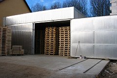 2003 - Výstavba sušáren / Aufbau von Trockenkammer / Building up the wood drying kiln / Строительство сушек