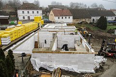 Výstavba nové administrativní budovy v Kladrubcích