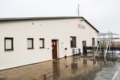 Výstavba nového skladu pilin s technologií odsávání v Drahkově v říjnu 2018.