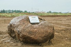 28/06/2018 Základní kámen výrobního areálu ve Dvorci