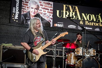KLAUS Timber partnerem koncertu Evy Urbanové 30. 8. 2025 v Nepomuku