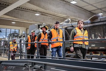 Návštěva českých nestátních vlastníků lesů ve Dvorci 23. 10. 2025