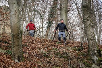 Dobrovolnická brigáda na Zelené Hoře 22. 11. 2025