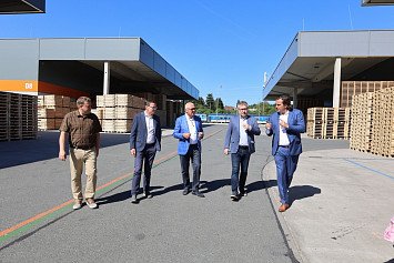 Návštěva ministra zemědělství ve Dvorci 28. 5. 2026